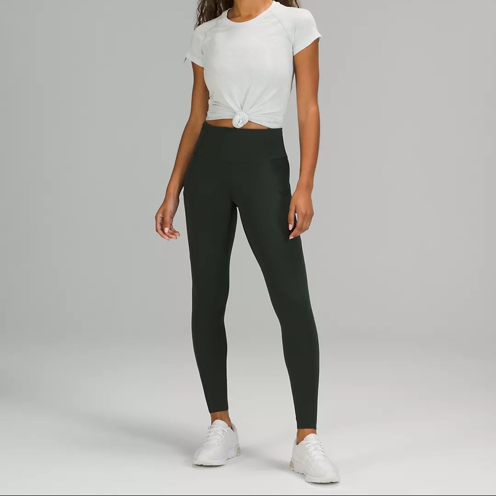 Fast and Free High-Rise Tight 28"